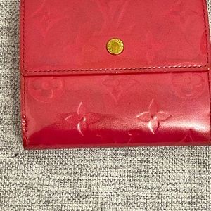 Lv vernis mini compact wallet